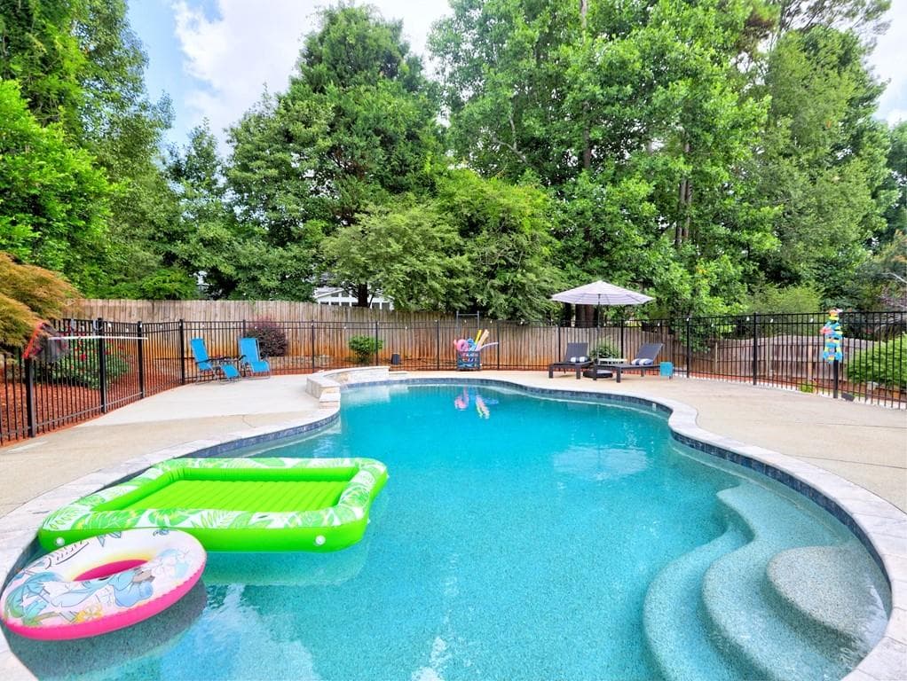 4 bedroom, 3 bathroom, 2,943 sq ft single family residence for sale at 355 Wesfork Way, Suwanee, GA 30024 — photo 6