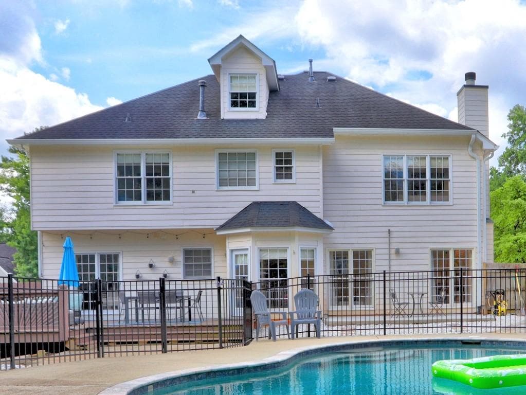 4 bedroom, 3 bathroom, 2,943 sq ft single family residence for sale at 355 Wesfork Way, Suwanee, GA 30024 — photo 2