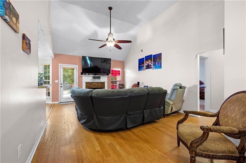 3 bedroom, 2 bathroom, 1,916 sq ft single family residence for sale at 333 Cascade Court, Hampton, GA 30228 — photo 8