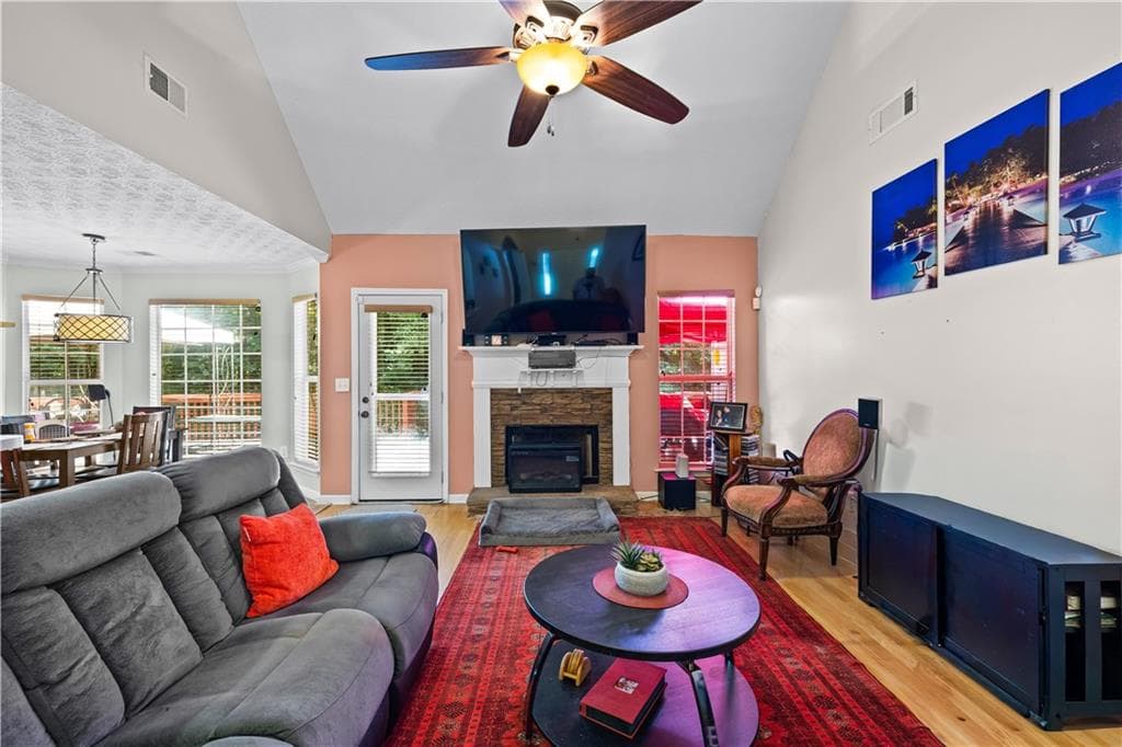 3 bedroom, 2 bathroom, 1,916 sq ft single family residence for sale at 333 Cascade Court, Hampton, GA 30228 — photo 9