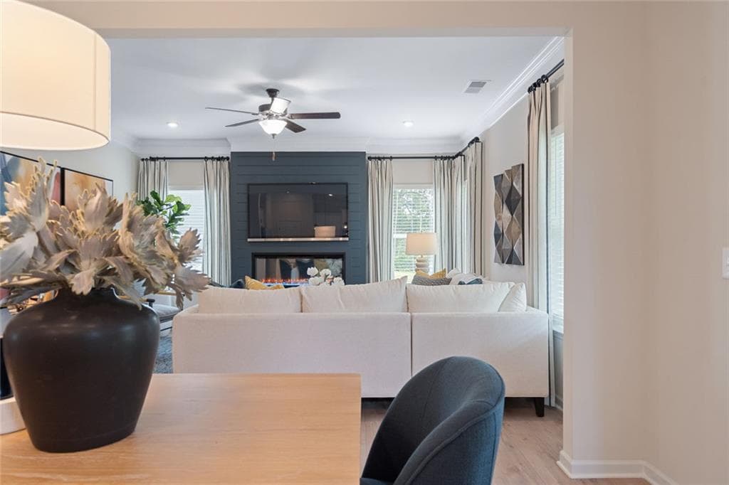 4 bedroom, 3 bathroom, 2,053 sq ft single family residence under contract at 355 Bud Street, Hoschton, GA 30548 — photo 6