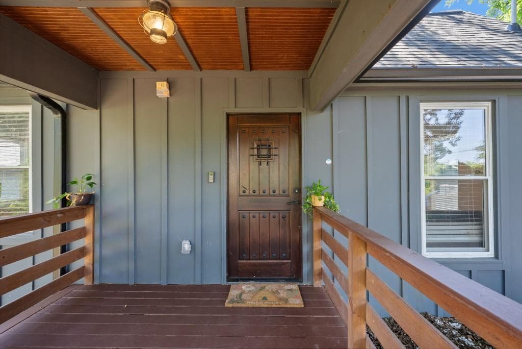 4 bedroom, 3 bathroom, 1,500 sq ft single family residence for sale at 2352 Herring Road, Atlanta, GA 30311 — photo 6
