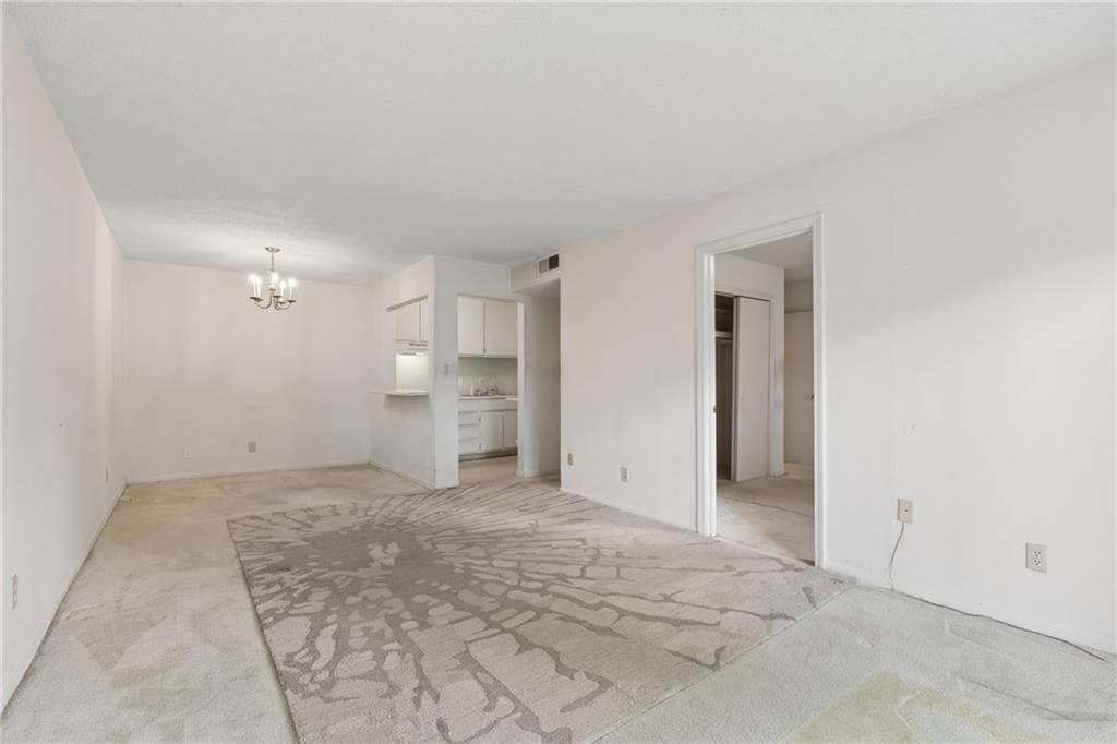 2 bedroom, 2 bathroom, 936 sq ft condominium for sale at 1231 Church Street D, Decatur, GA 30030 — photo 2