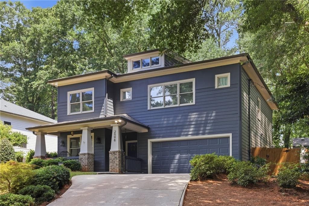 5 bedroom, 3 bathroom, 2,588 sq ft single family residence for sale at 2598 E Tupelo Street, Atlanta, GA 30317 — photo 5