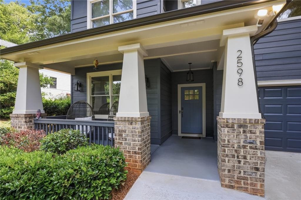 5 bedroom, 3 bathroom, 2,588 sq ft single family residence for sale at 2598 E Tupelo Street, Atlanta, GA 30317 — photo 6