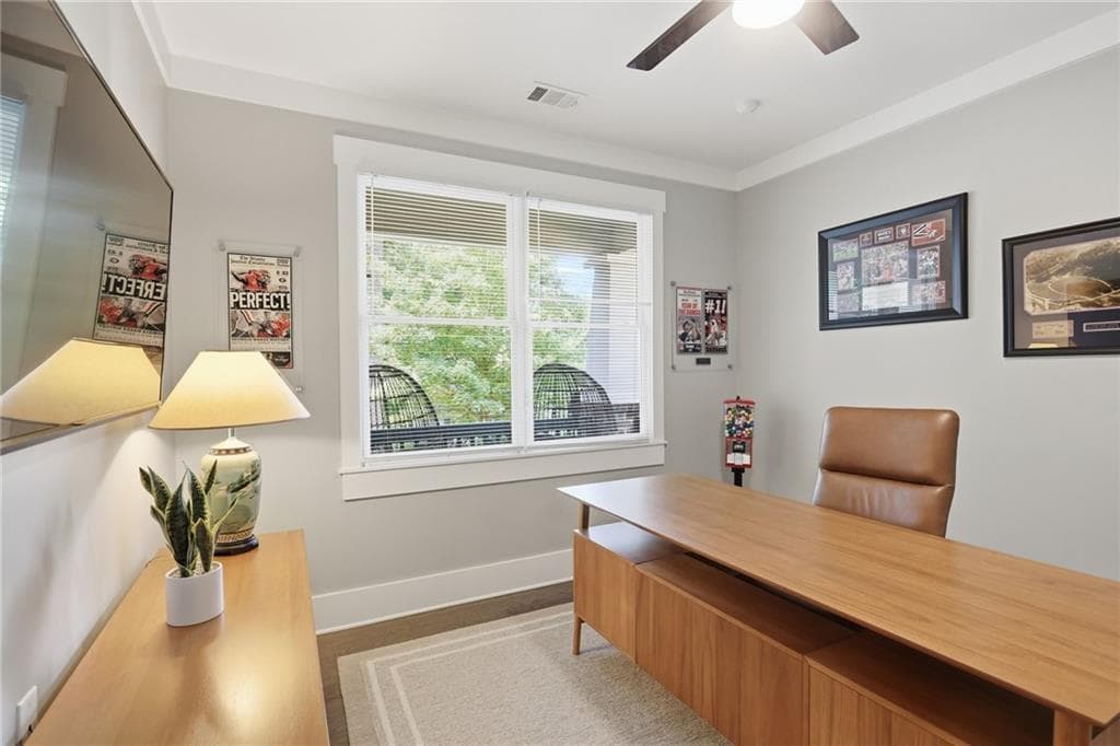 5 bedroom, 3 bathroom, 2,588 sq ft single family residence for sale at 2598 E Tupelo Street, Atlanta, GA 30317 — photo 9
