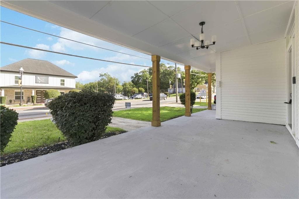 3 bedroom, 2 bathroom, 1,862 sq ft single family residence for sale at 6860 Main Street, Lithonia, GA 30058 — photo 4