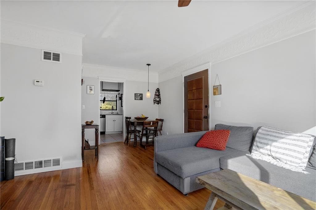 2 bedroom, 1 bathroom, 667 sq ft condominium for rent at 708 Argonne Avenue 5, Atlanta, GA 30308 for $1,800 a month — photo 4