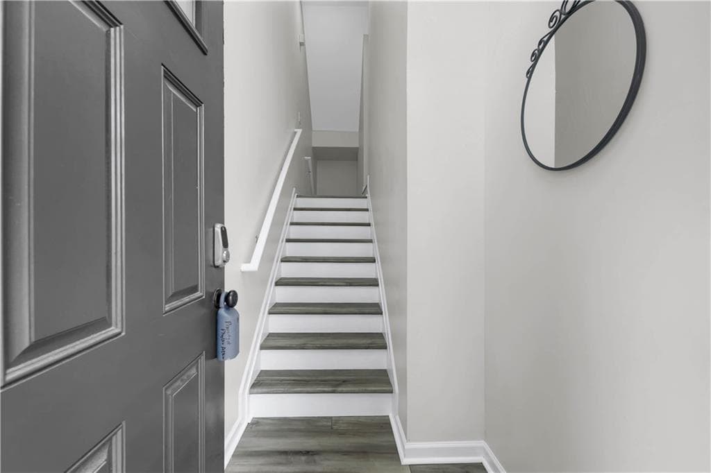 3 bedroom, 4 bathroom, 1,326 sq ft townhouse for rent at 1044 Liberty Parkway, Atlanta, GA 30318 for $2,625 a month — photo 3