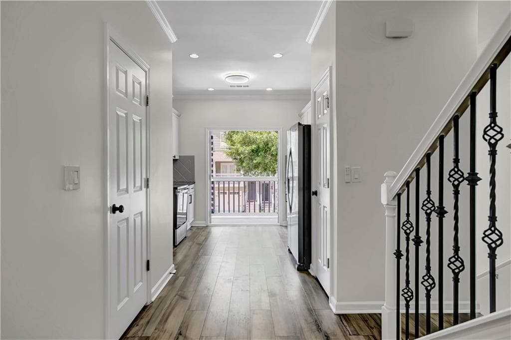 3 bedroom, 4 bathroom, 1,326 sq ft townhouse for rent at 1044 Liberty Parkway, Atlanta, GA 30318 for $2,625 a month — photo 4