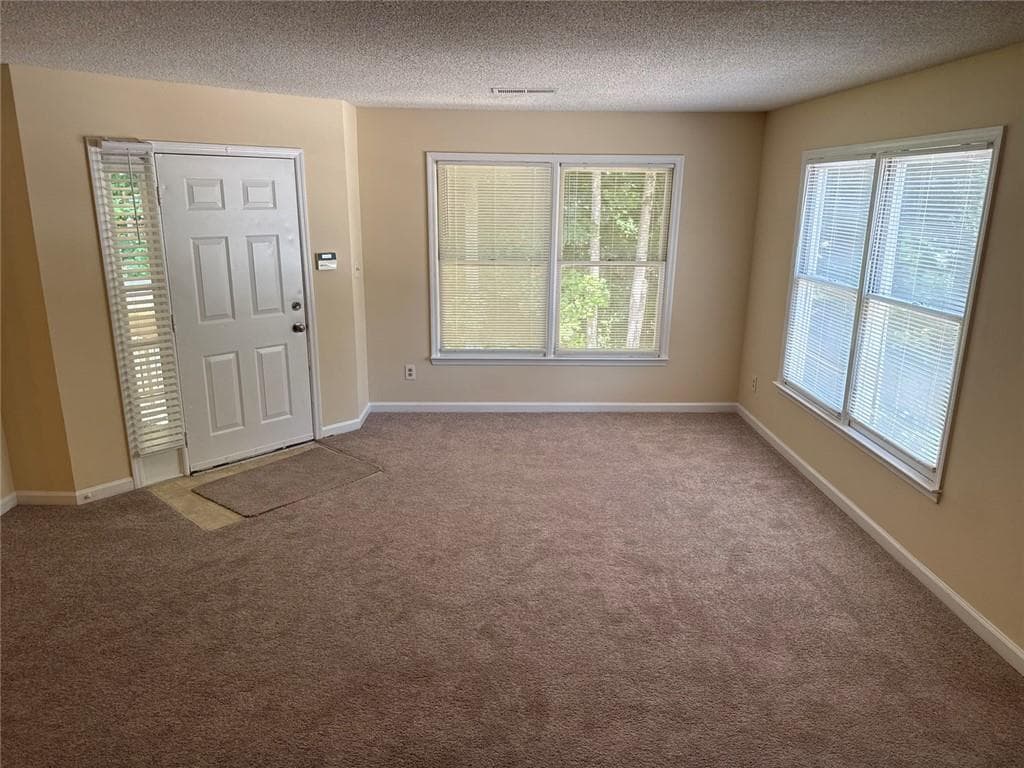 1 bedroom, 1 bathroom, 1,600 sq ft apartment for rent at 1600 Oakpointe Drive G, Marietta, GA 30008 for $1,150 a month — photo 1 of 15