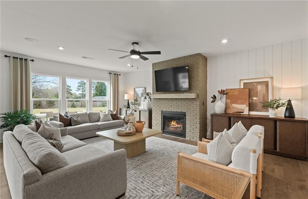 5 bedroom, 4 bathroom, 3,554 sq ft single family residence for sale at 7266 Thistle Down Way, Flowery Branch, GA 30542 — photo 5