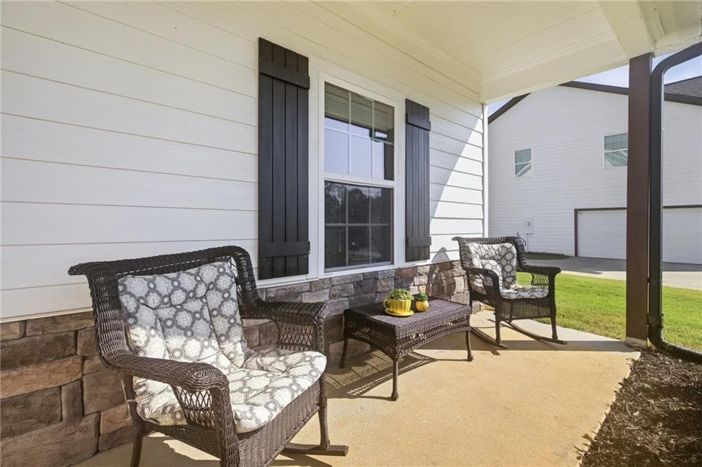 4 bedroom, 4 bathroom, 2,214 sq ft single family residence for sale at 6353 Woodland Station Drive, Lula, GA 30554 — photo 5