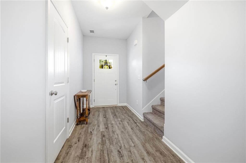 4 bedroom, 4 bathroom, 2,214 sq ft single family residence for sale at 6353 Woodland Station Drive, Lula, GA 30554 — photo 7