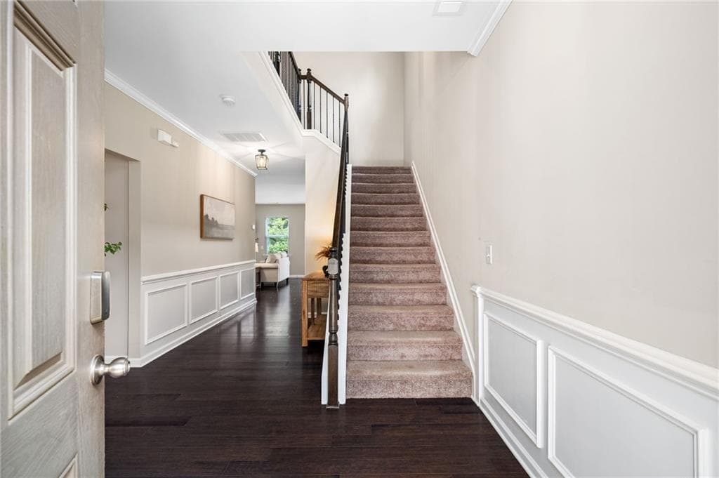 4 bedroom, 3 bathroom, 2,359 sq ft single family residence for sale at 120 Kasey Drive, Woodstock, GA 30189 — photo 3