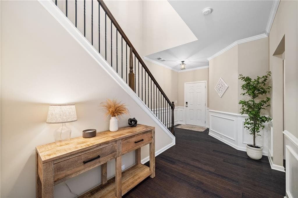 4 bedroom, 3 bathroom, 2,359 sq ft single family residence for sale at 120 Kasey Drive, Woodstock, GA 30189 — photo 4