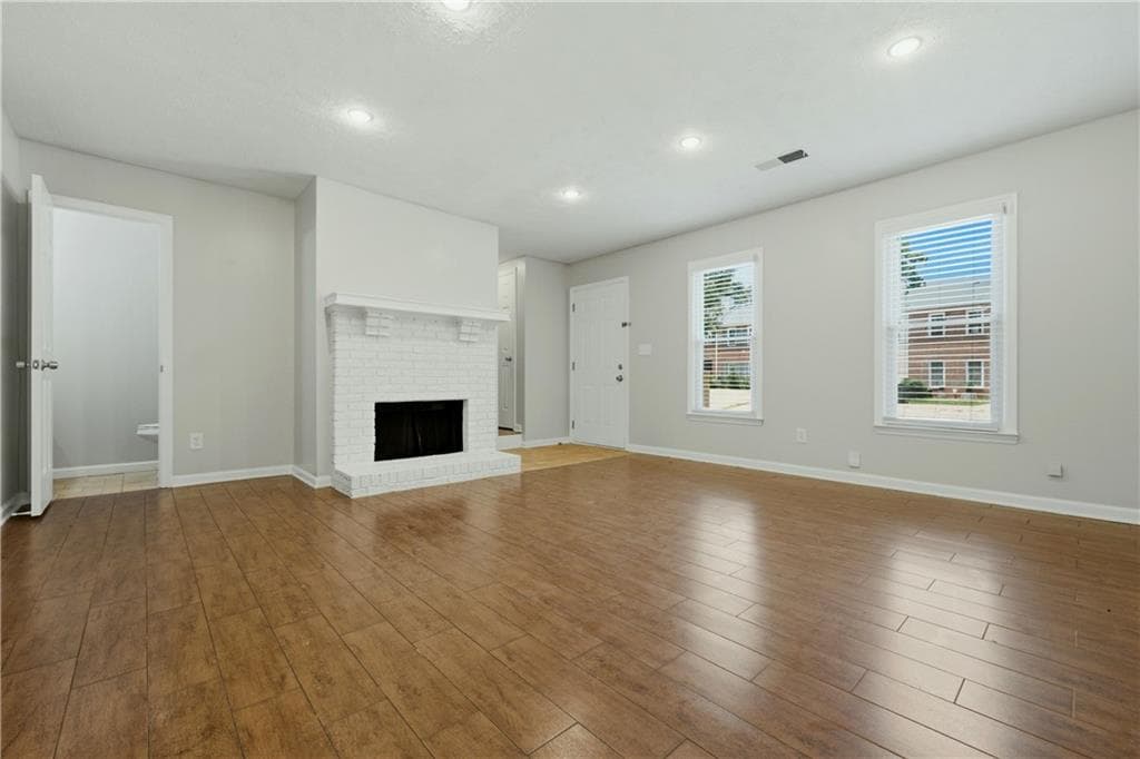2 bedroom, 3 bathroom, 1,344 sq ft townhouse for sale at 260 Timber Creek Lane, Marietta, GA 30060 — photo 4