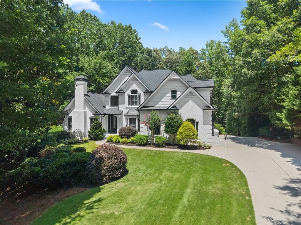 6 bedroom, 7 bathroom, 6,117 sq ft single family residence for sale at 293 Oak Forest Drive, Dawsonville, GA 30534 — photo 2