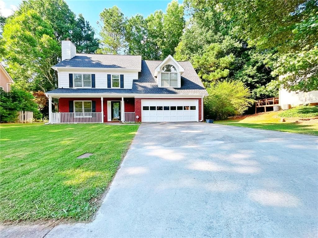 4 bedroom, 3 bathroom, 2,202 sq ft single family residence for rent at 3060 Oak Meadow Drive, Snellville, GA 30078 for $2,300 a month — photo 2