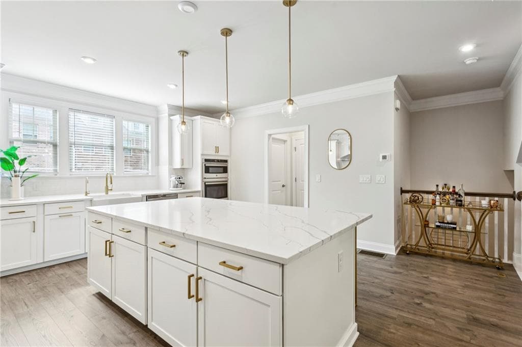 4 bedroom, 4 bathroom, 2,407 sq ft townhouse for rent at 1368 Live Oak Lane, Atlanta, GA 30319 for $4,200 a month — photo 10