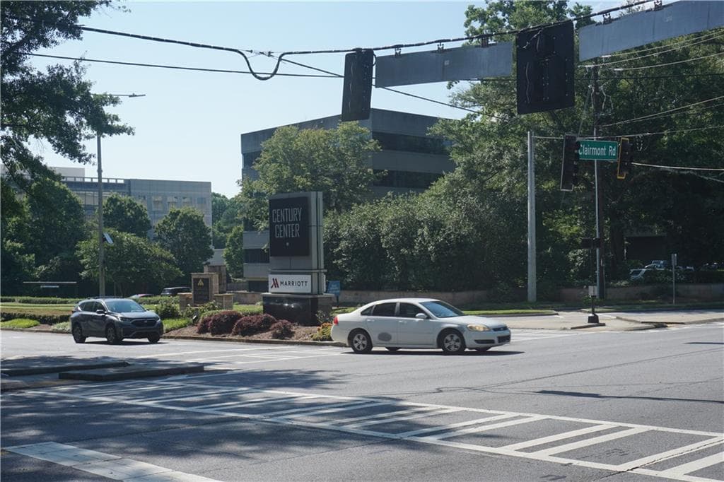 unimproved land for sale at 3020 Clairmont Road, Brookhaven, GA 30329 — photo 2