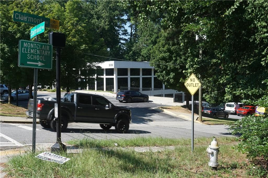 unimproved land for sale at 3020 Clairmont Road, Brookhaven, GA 30329 — photo 5