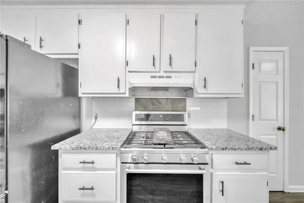 3 bedroom, 2 bathroom, 1,200 sq ft single family residence for rent at 608 Wood Ridge Drive, Woodstock, GA 30189 for $1,995 a month — photo 4