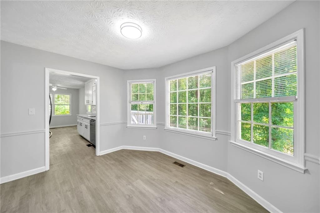 3 bedroom, 2 bathroom, 1,200 sq ft single family residence for rent at 608 Wood Ridge Drive, Woodstock, GA 30189 for $1,995 a month — photo 7