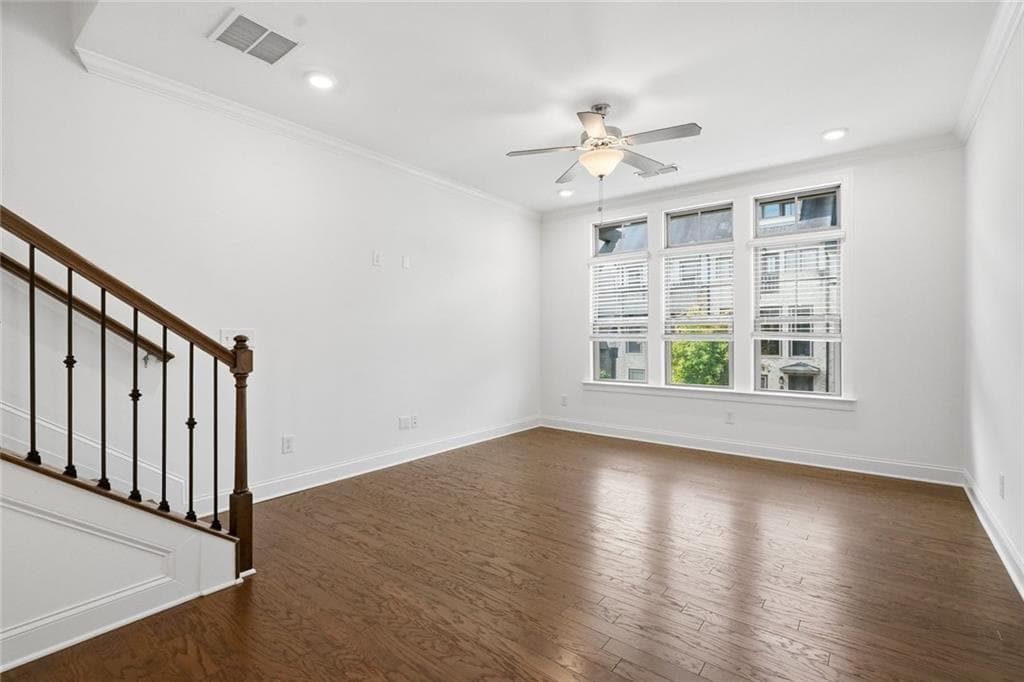 3 bedroom, 4 bathroom, 1,680 sq ft townhouse for rent at 2438 Figaro Drive, Atlanta, GA 30339 for $3,200 a month — photo 7