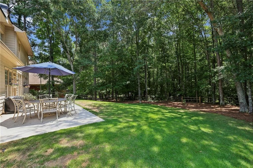 4 bedroom, 4 bathroom, 3,351 sq ft single family residence under contract at 6930 Olde Atlanta Parkway, Suwanee, GA 30024 — photo 3