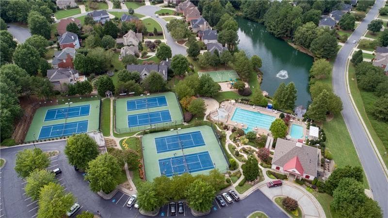 4 bedroom, 4 bathroom, 3,351 sq ft single family residence under contract at 6930 Olde Atlanta Parkway, Suwanee, GA 30024 — photo 7
