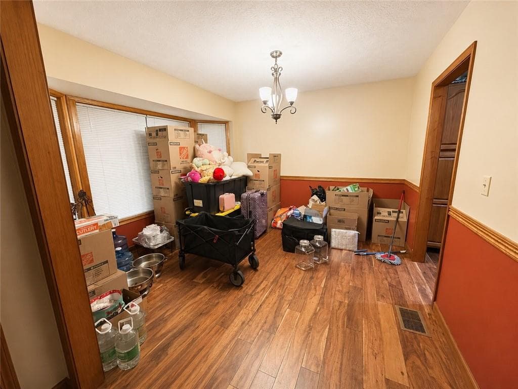 3 bedroom, 2 bathroom, 1,974 sq ft single family residence for sale at 30 Price Drive, Locust Grove, GA 30248 — photo 7