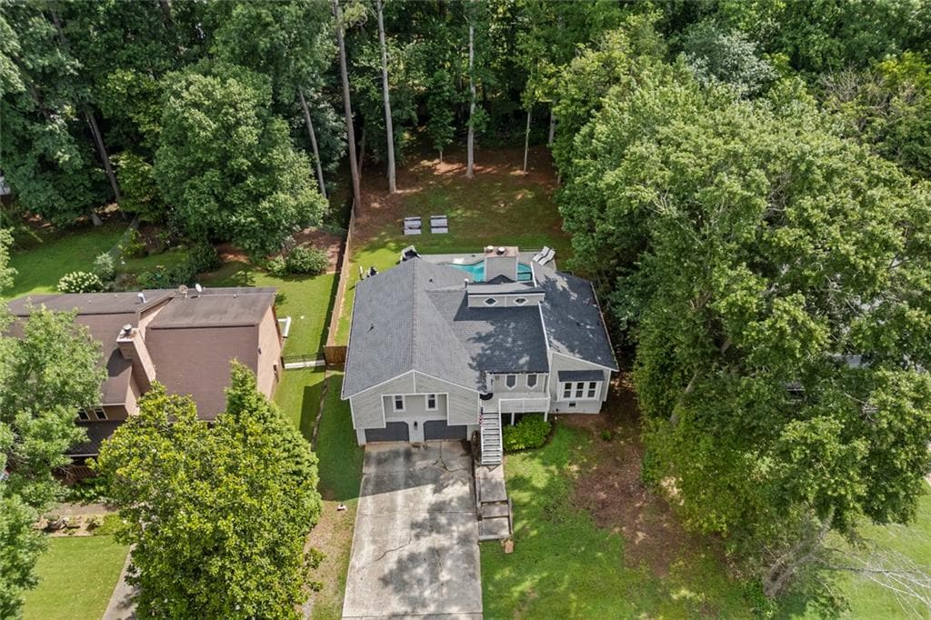 4 bedroom, 3 bathroom, 3,018 sq ft single family residence for sale at 410 Saint Simons Cove, Lawrenceville, GA 30044 — photo 5
