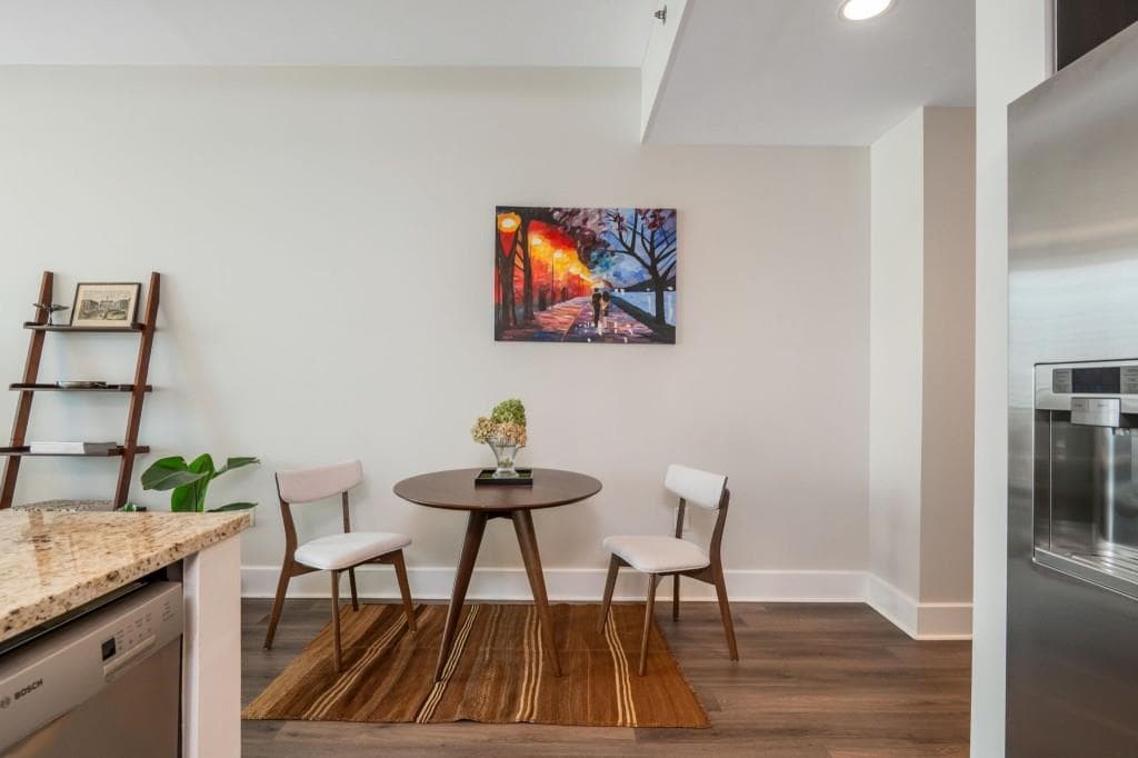 1 bedroom, 1 bathroom, 867 sq ft condominium for sale at 1080 Peachtree Street 1205, Atlanta, GA 30309 — photo 9