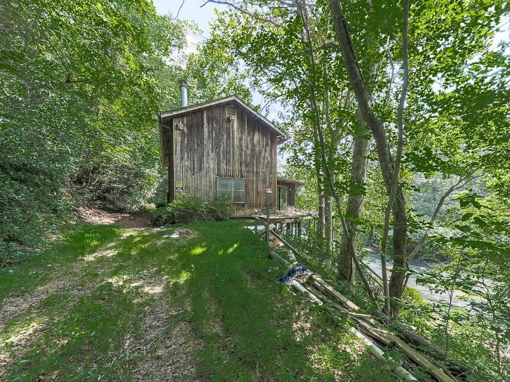 4 bedroom, 2 bathroom single family residence for sale at 80 Riverbend Circle, Ellijay, GA 30536 — photo 10