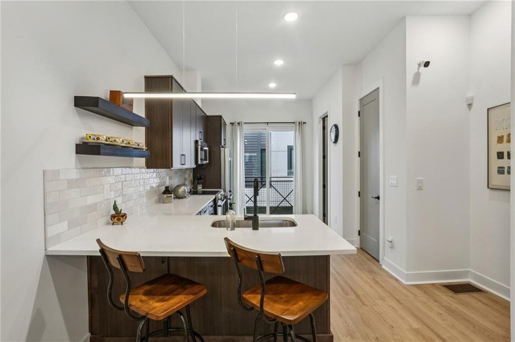 2 bedroom, 3 bathroom, 1,440 sq ft townhouse for sale at 2199 Lenox Road 11, Atlanta, GA 30324 — photo 8
