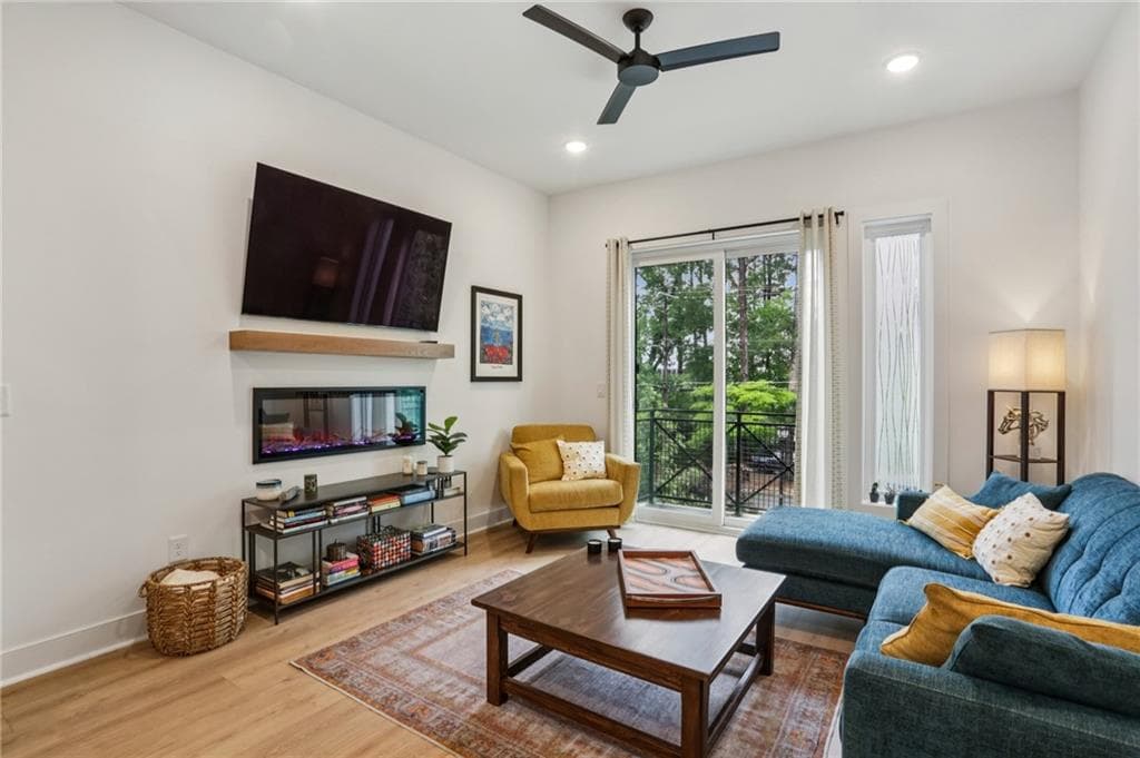 2 bedroom, 3 bathroom, 1,440 sq ft townhouse for sale at 2199 Lenox Road 11, Atlanta, GA 30324 — photo 5
