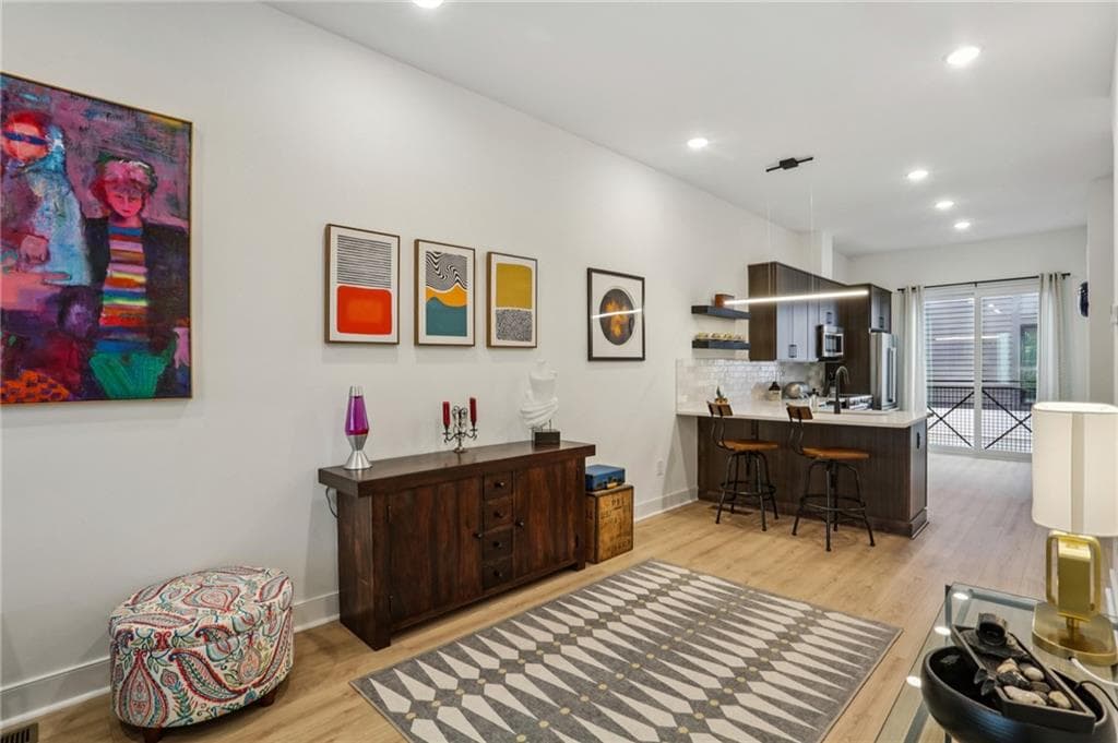 2 bedroom, 3 bathroom, 1,440 sq ft townhouse for sale at 2199 Lenox Road 11, Atlanta, GA 30324 — photo 7
