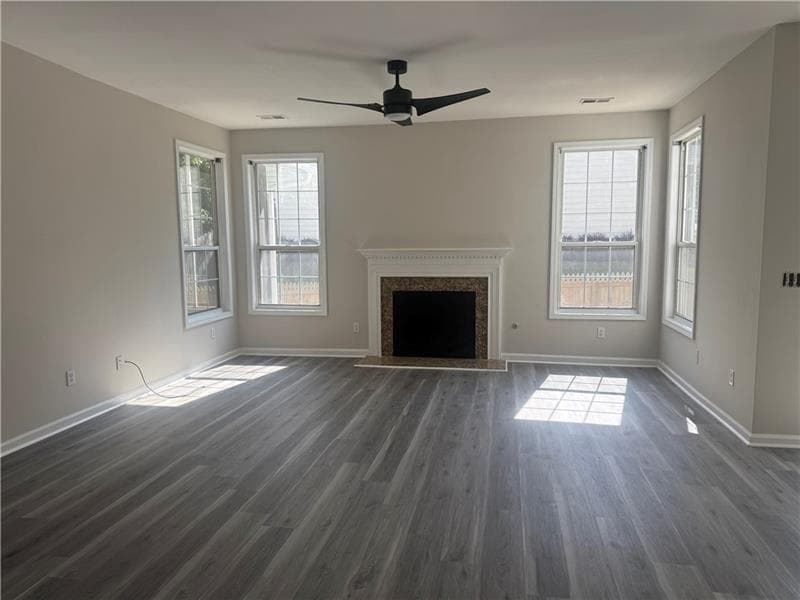 4 bedroom, 3 bathroom, 2,792 sq ft single family residence for sale at 10030 Lauren Hall Court, Alpharetta, GA 30022 — photo 9