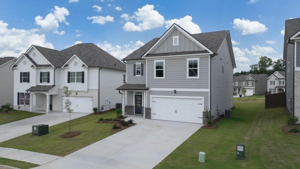 5 bedroom, 3 bathroom, 2,361 sq ft single family residence for sale at 1080 Lost Creek Parkway, Dallas, GA 30132 — photo 2
