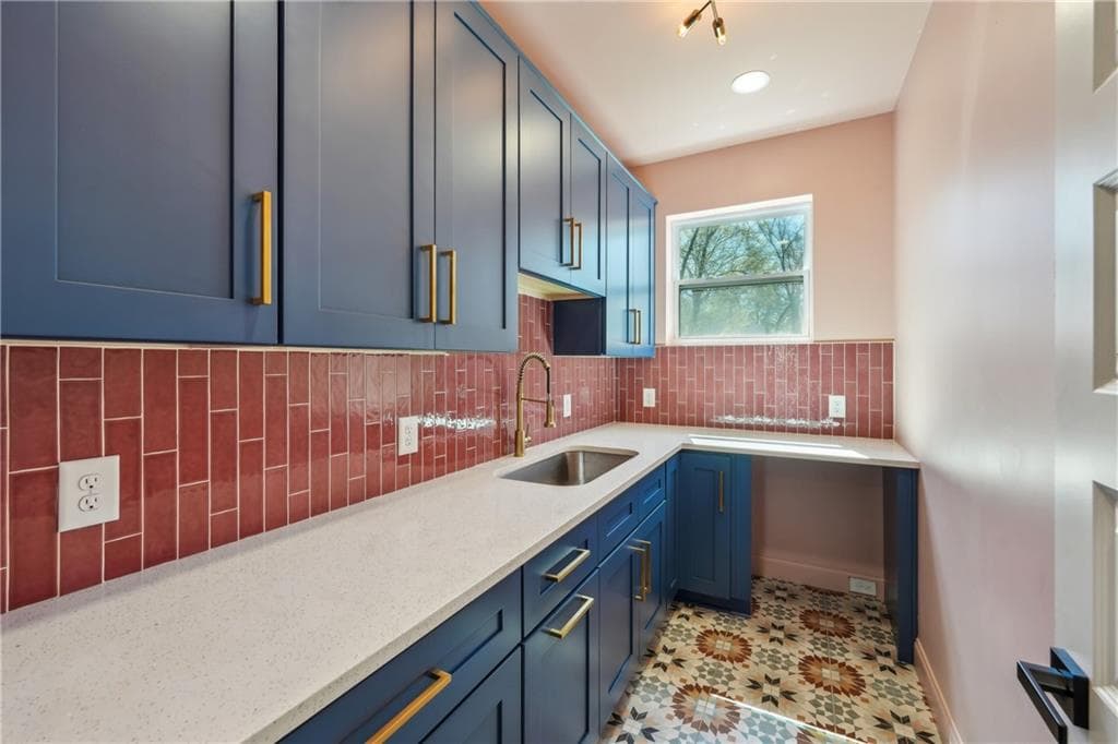 5 bedroom, 5 bathroom, 3,299 sq ft single family residence for sale at 3087 Alston Drive, Decatur, GA 30032 — photo 9