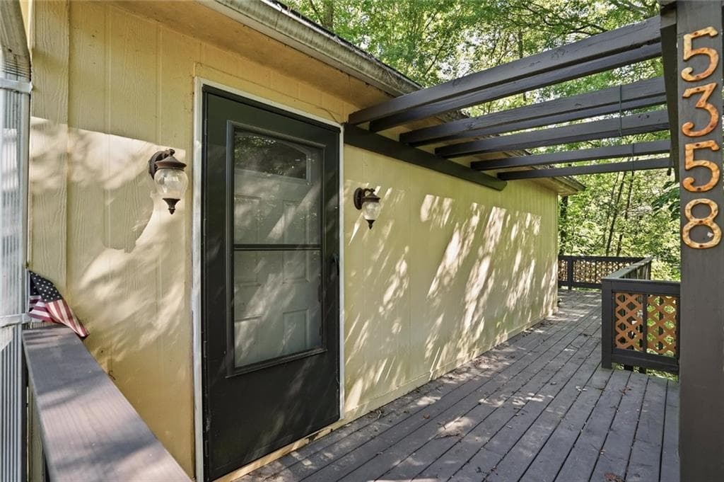 1 bedroom, 1 bathroom, 783 sq ft single family residence under contract at 5358 CHIGGER HILL Circle, Gainesville, GA 30506 — photo 2