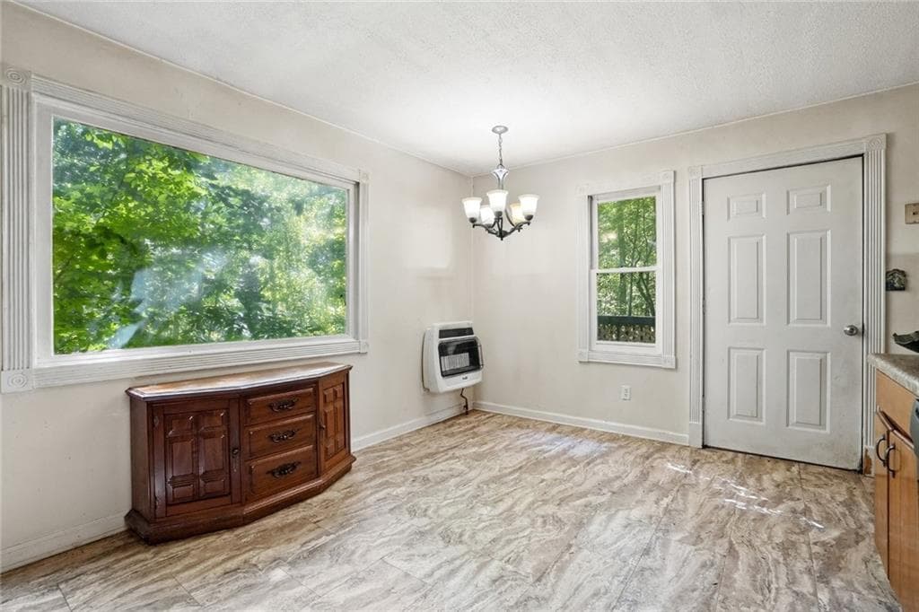 1 bedroom, 1 bathroom, 783 sq ft single family residence under contract at 5358 CHIGGER HILL Circle, Gainesville, GA 30506 — photo 3