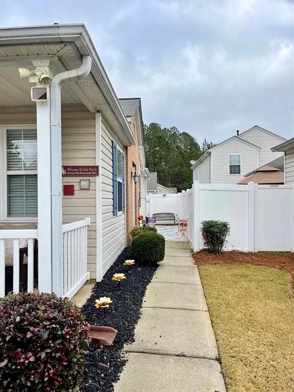 2 bedroom, 2 bathroom, 993 sq ft single family residence for rent at 830 Windcroft Circle, Acworth, GA 30101 for $1,699 a month — photo 2