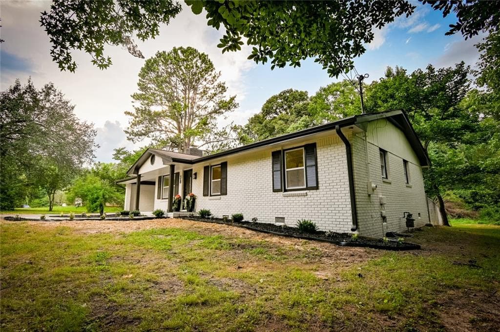 3 bedroom, 2 bathroom, 1,323 sq ft single family residence under contract at 38 Red Oak Drive, Newnan, GA 30263 — photo 9