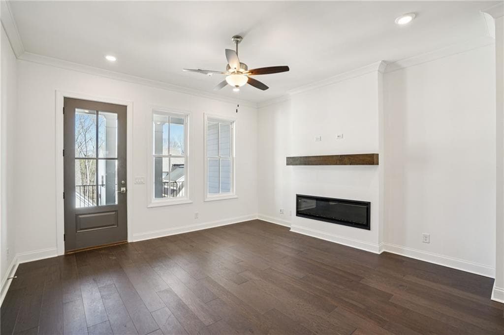 3 bedroom, 2 bathroom, 2,520 sq ft condominium for sale at 4537 Watervale Way 268, Peachtree Corners, GA 30092 — photo 6