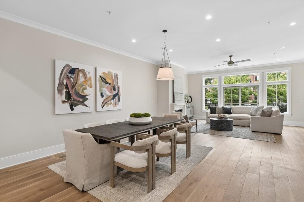4 bedroom, 5 bathroom, 3,934 sq ft townhouse for sale at 3513 Kingsboro Road, Atlanta, GA 30326 — photo 7