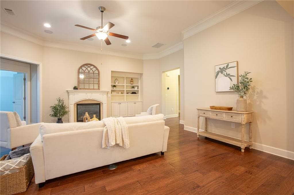 4 bedroom, 4 bathroom, 2,858 sq ft single family residence for sale at 4042 Lavender Point, Gainesville, GA 30504 — photo 8