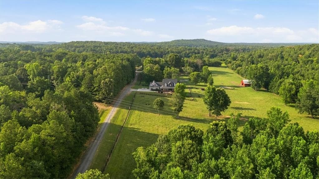 6 bedroom, 5 bathroom, 7,000 sq ft single family residence under contract at 501 Stewart Road, Cedartown, GA 30125 — photo 6