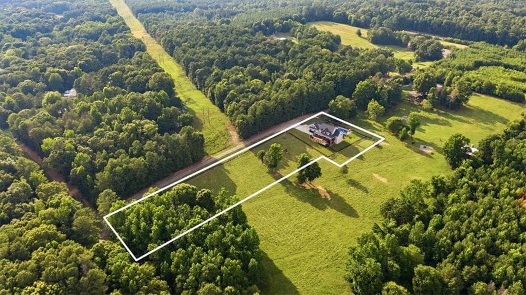 6 bedroom, 5 bathroom, 7,000 sq ft single family residence under contract at 501 Stewart Road, Cedartown, GA 30125 — photo 7